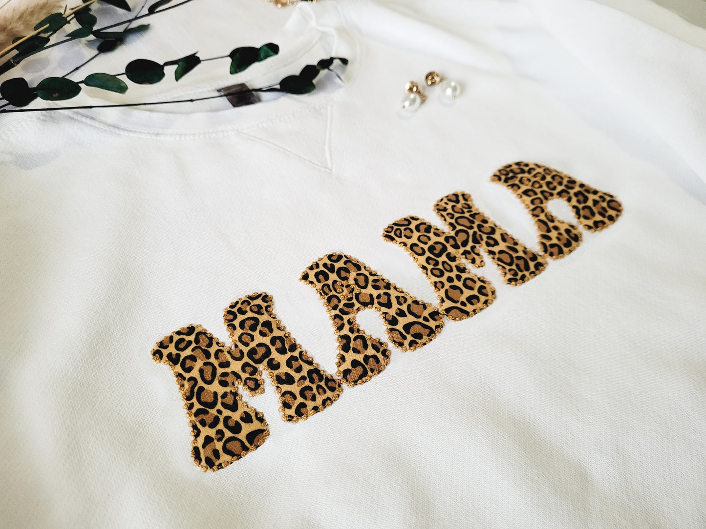 Custom Mama Sweatshirt - Pearl collection