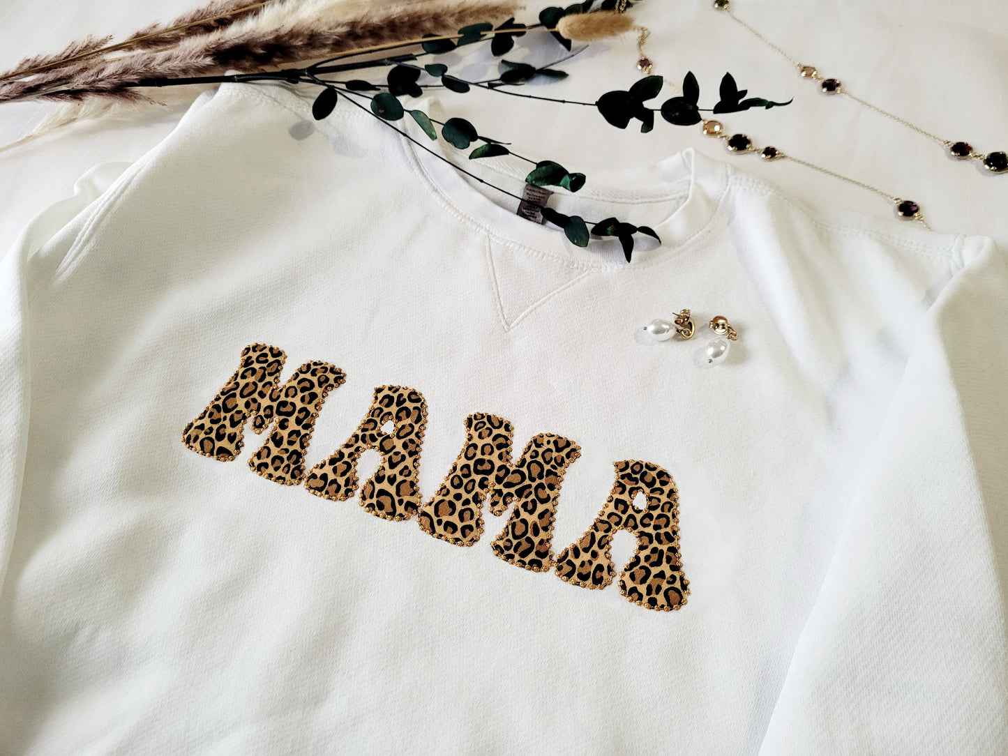 Custom Mama Sweatshirt - Pearl collection