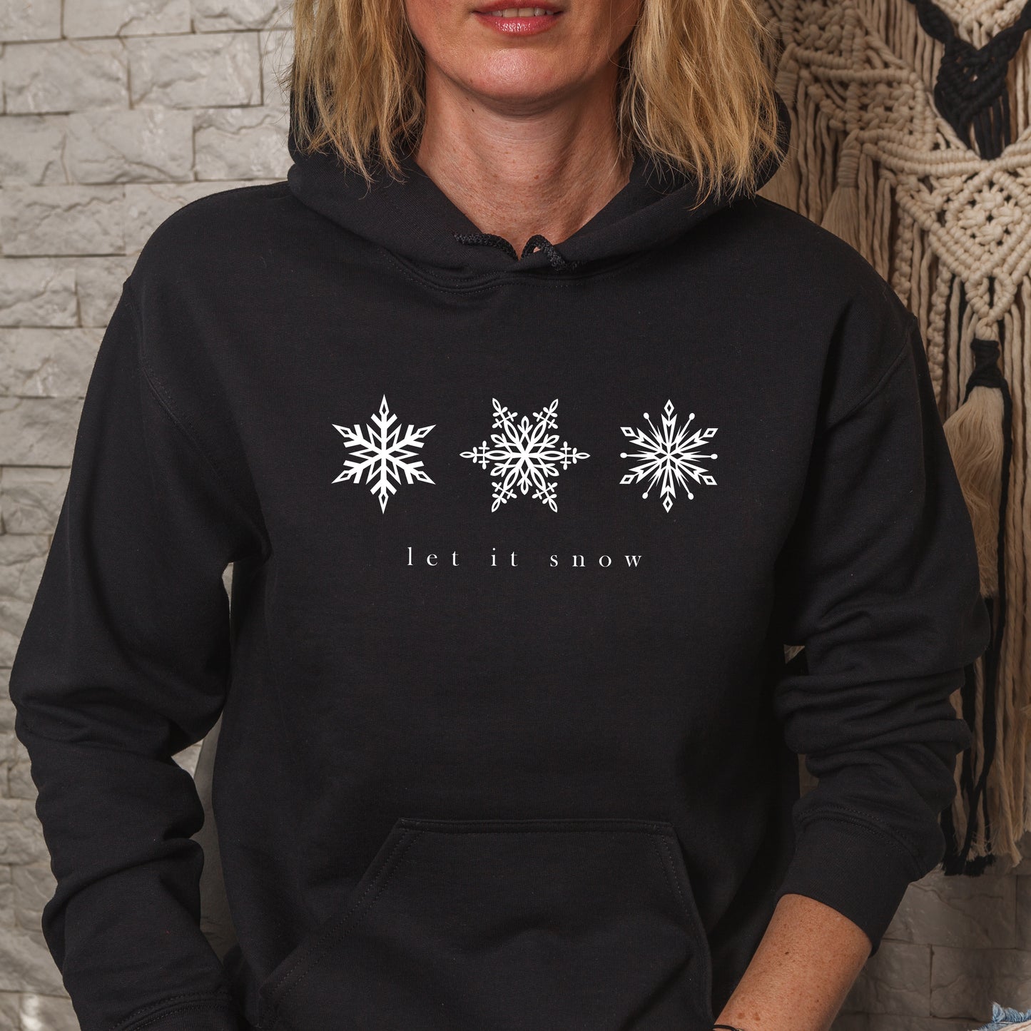 Let it snow Embroidered Sweatshirt